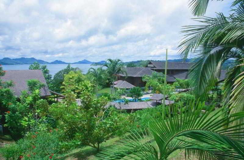 Aiman Batang Ai Resort & Retreat Lubok Antu Dış mekan fotoğraf